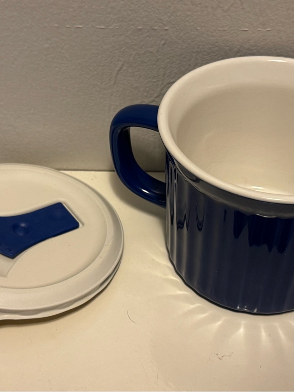 Corningware Deep Blue Ribbed Ceramic Mug with Handle - Picture 2 of 5